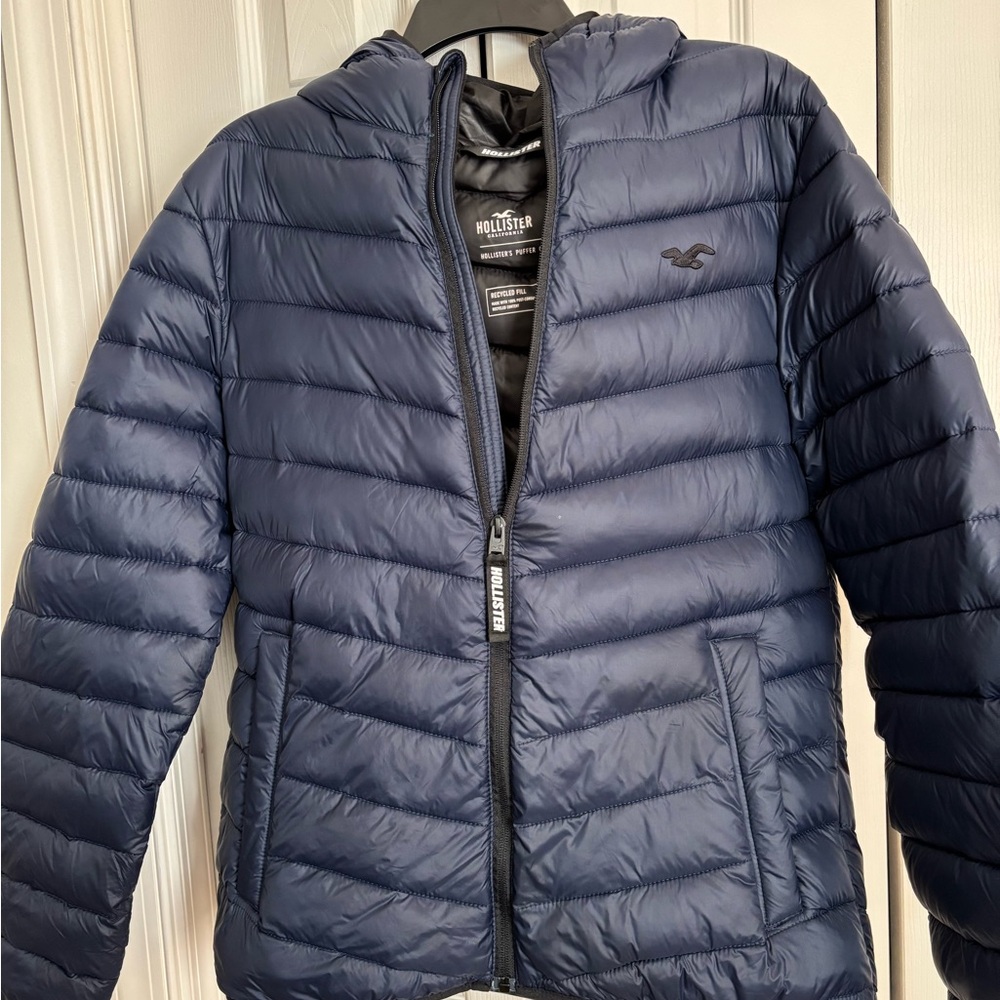 (M) Men’s Hollister Dark Blue Quilted Jacket